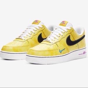 Nike Air Force 1 LV8